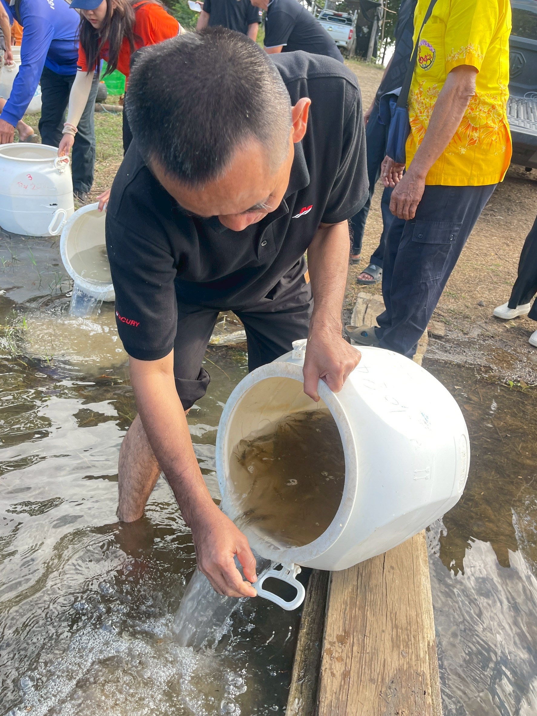 วันที่ 15 ธันวาคม 2568  ดำเนินกิจกรรมจิตอาสาพัฒนาชุมชนประมง (1 ศูนย์ 1หน่วย ชุมชนประมงต้นแบบ)..คลิก