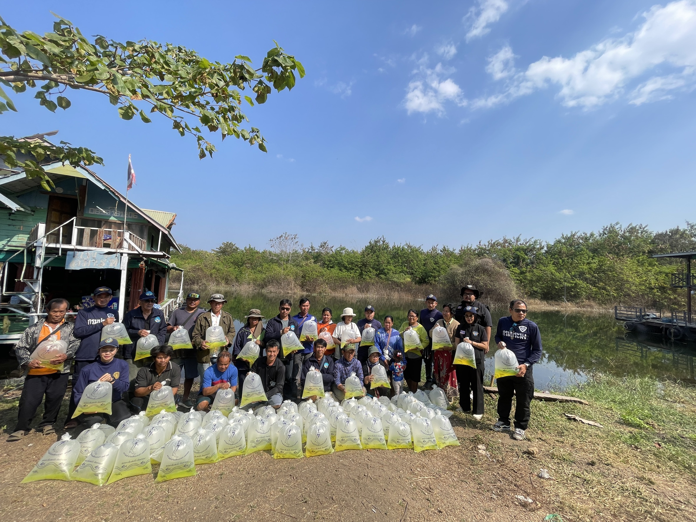 วันที่ 27 มกราคม 2569  ดำเนินกิจกรรมจิตอาสาพัฒนาชุมชนประมง (1 ศูนย์ 1 หน่วย 1 ชุมชนประมงต้นแบบ)