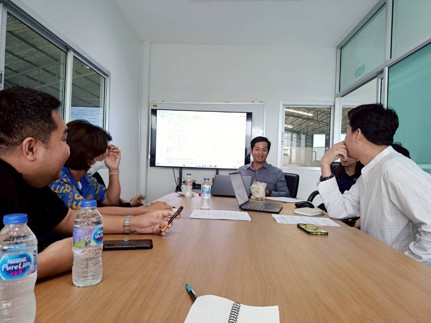 กวอ. พื้นที่ตรวจสอบสถานที่ผลิตและสถานที่เก็บรักษาฯ ในพื้นที่จังหวัดสมุทรปราการ 