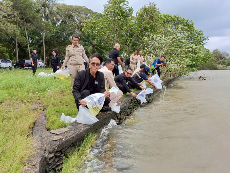ร่วมปล่อยพันธุ์กุ้งก้ามกราม ลงสู่ทะเลสาบสงขลา อ.ปากพะยูน จ.พัทลุง..คลิก