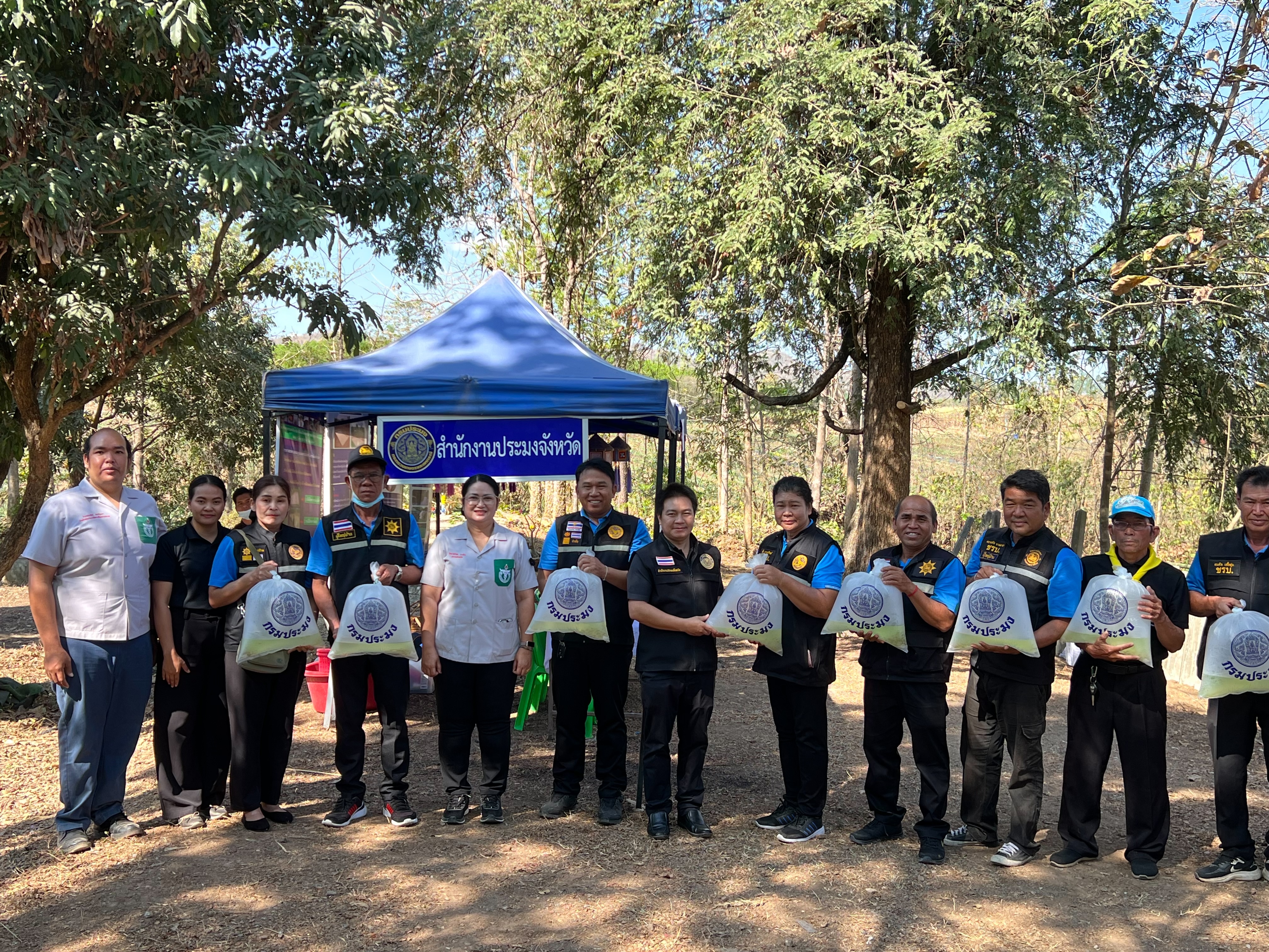 ร่วมออกหน่วยให้บริการประชาชน ภายใต้โครงการหน่วยแพทย์อาสา สมเด็จพระศรีนครินทราบรมราชชนนี (พอ.สว.) และโครงการหน่วยบำบัดทุกข์ บำรุงสุข สร้างรอยยิ้มให้ กับประชาชน ประจำปี พ.ศ. 2569..คลิก