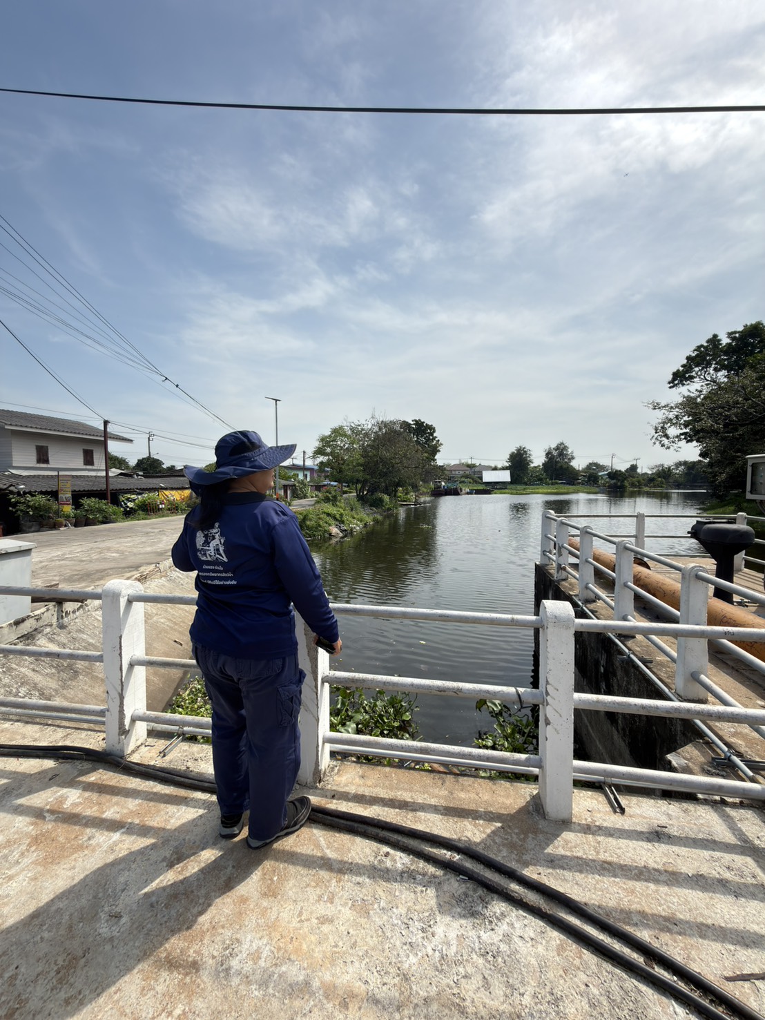 (อ.บางกรวย) การลงพื้นที่ตรวจติดตามการทำประมงผิดกฎหมาย..คลิก