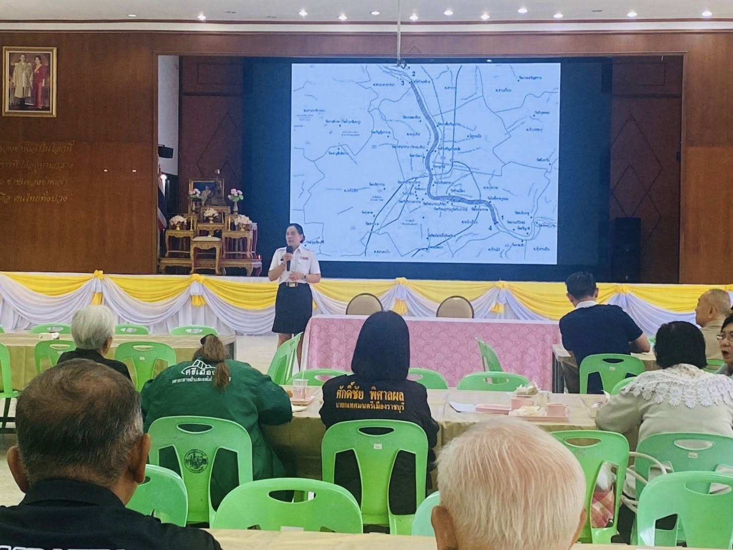 ร่วมจัดทำเวทีประชาคมรับฟังความคิดเห็นผู้มีส่วนได้ส่วนเสียในพื้นที่ ในร่างประกาศคณะกรรมการประมงประจังหวัดราชบุรี