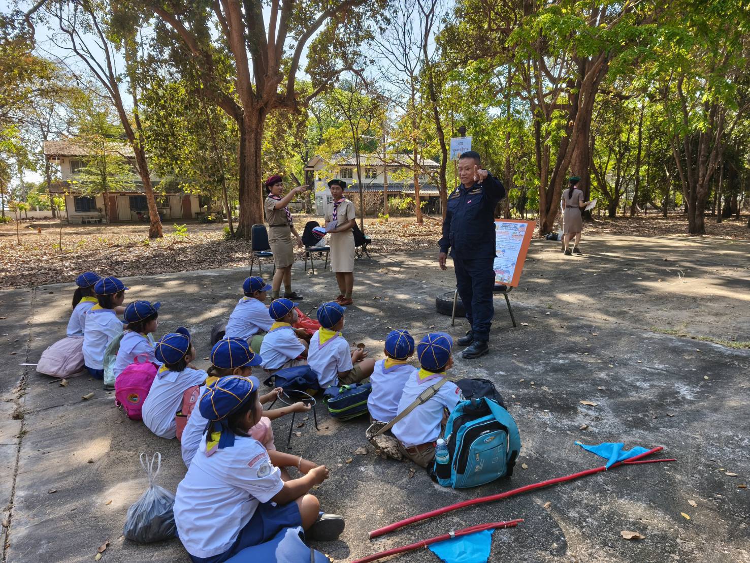 ร่วมกิจกรรมเป็นวิทยากรให้ความรู้แก่ลูกเสือสำรอง