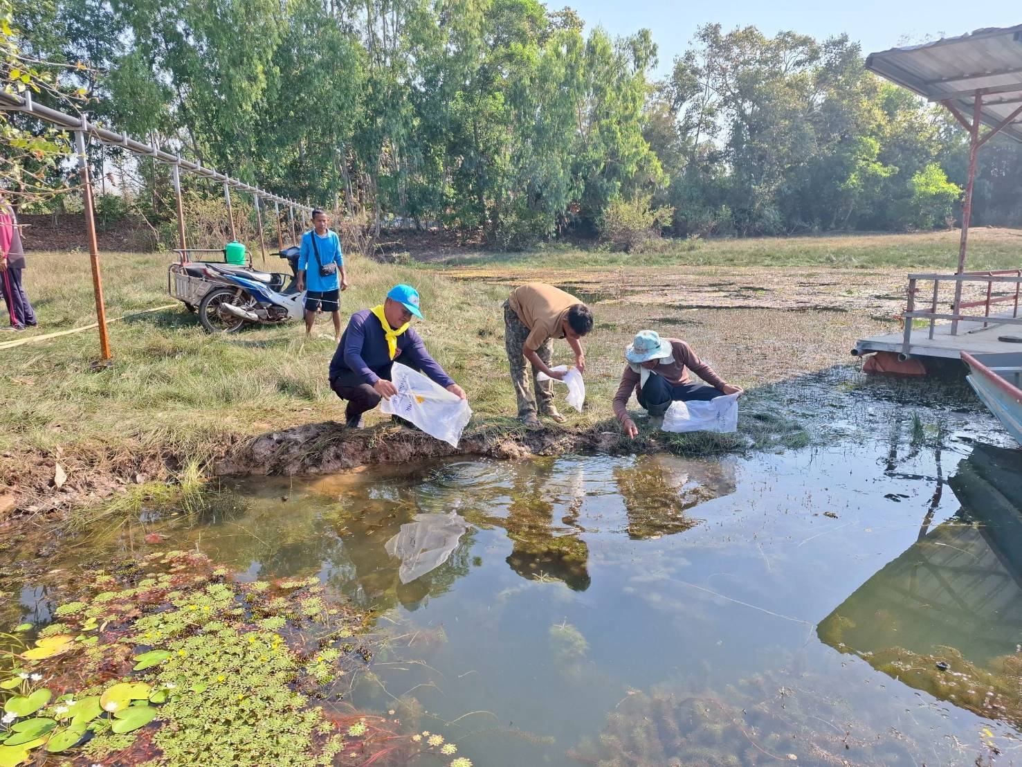 จิตอาสาพัฒนาชุมชนประมง