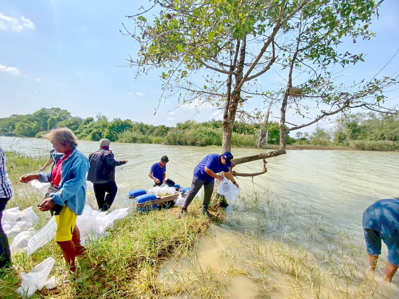 ร่วมปล่อยพันธุ์กุ้งก้ามกราม ลงสู่ทะเลสาบสงขลา อ.เมือง จ.พัทลุง..คลิก