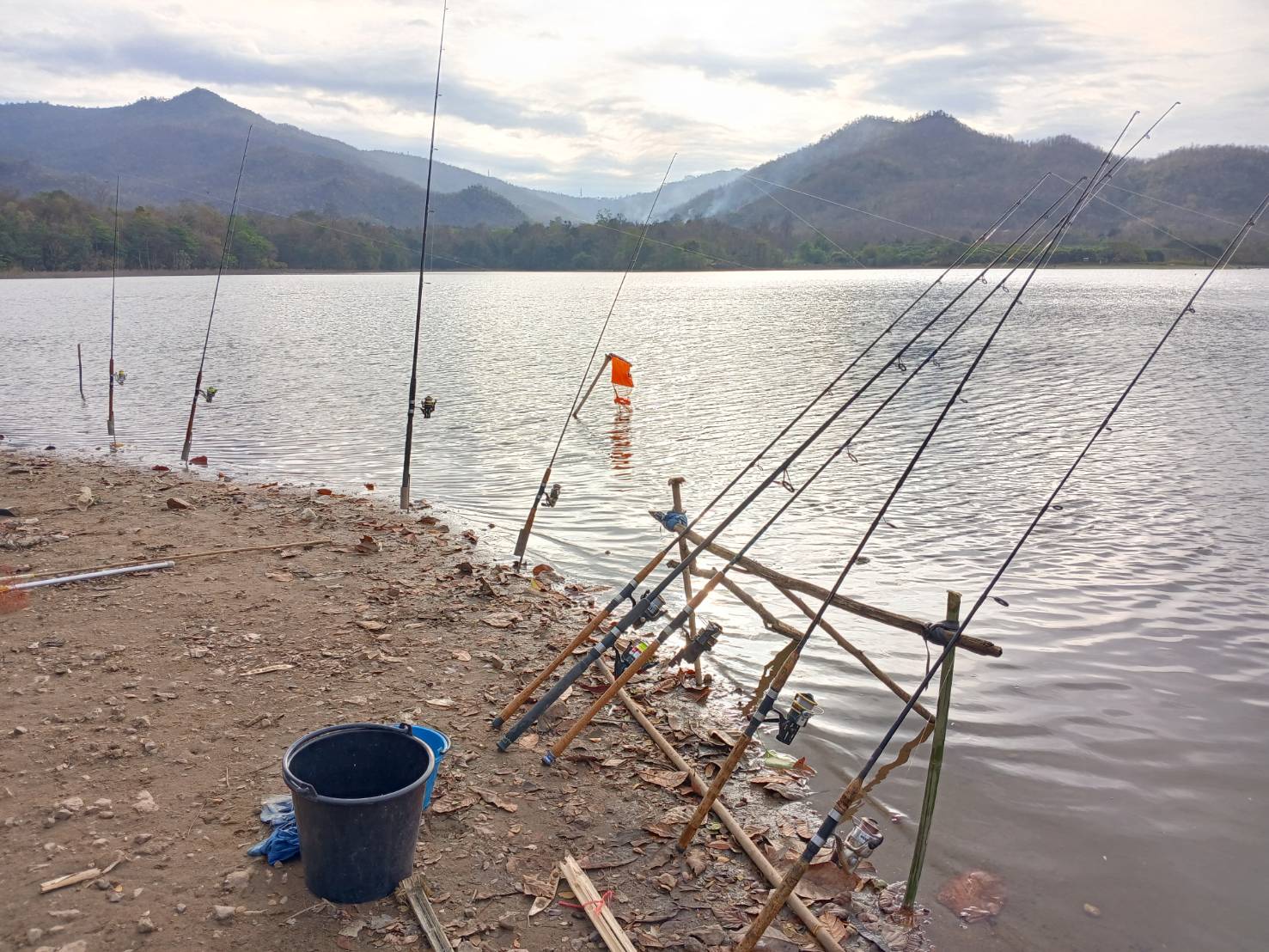 นปจ.เขื่อนแม่กวง(เชียงใหม่) ดำเนินกิจกรรมจิตอาสาพัฒนาชุมชนประมง  ( 1 ศูนย์ 1 หน่วย 1 ชุมชนประมงต้นแบบ)