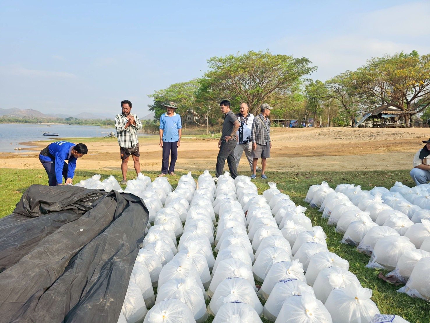 ลงพื้นที่ร่วมกับคณะกรรมการแหล่งน้ำชุมชน ฯ