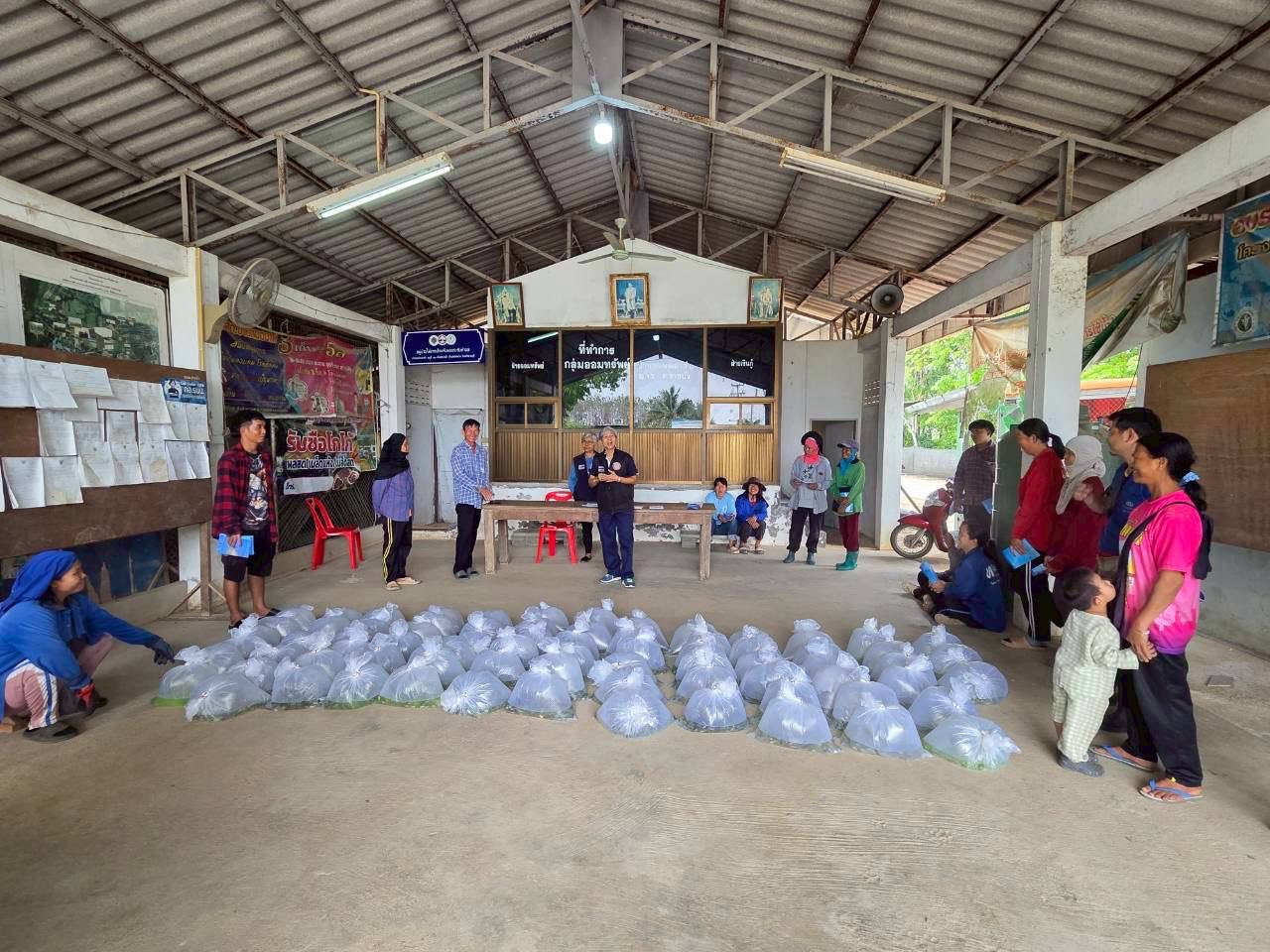 ลงพื้นที่ปฏิบัติงานโครงการศูนย์เรียนรู้การเพิ่มประสิทธิภาพการผลิตสินค้าเกษตร อำเภอจอมบึง