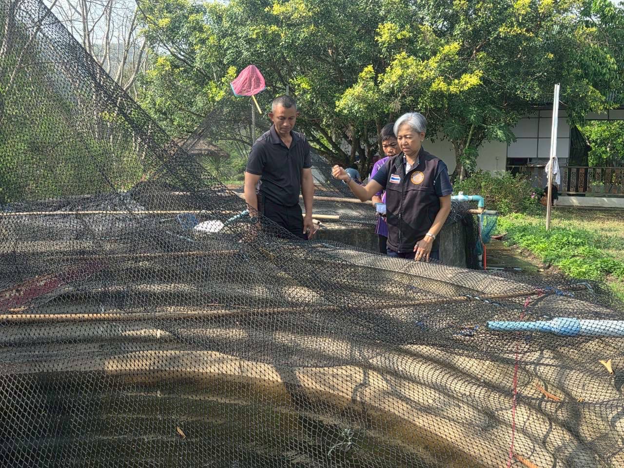 ลงพื้นที่ติดตามผลการดำเนินงานกิจกรรมประมง..คลิก