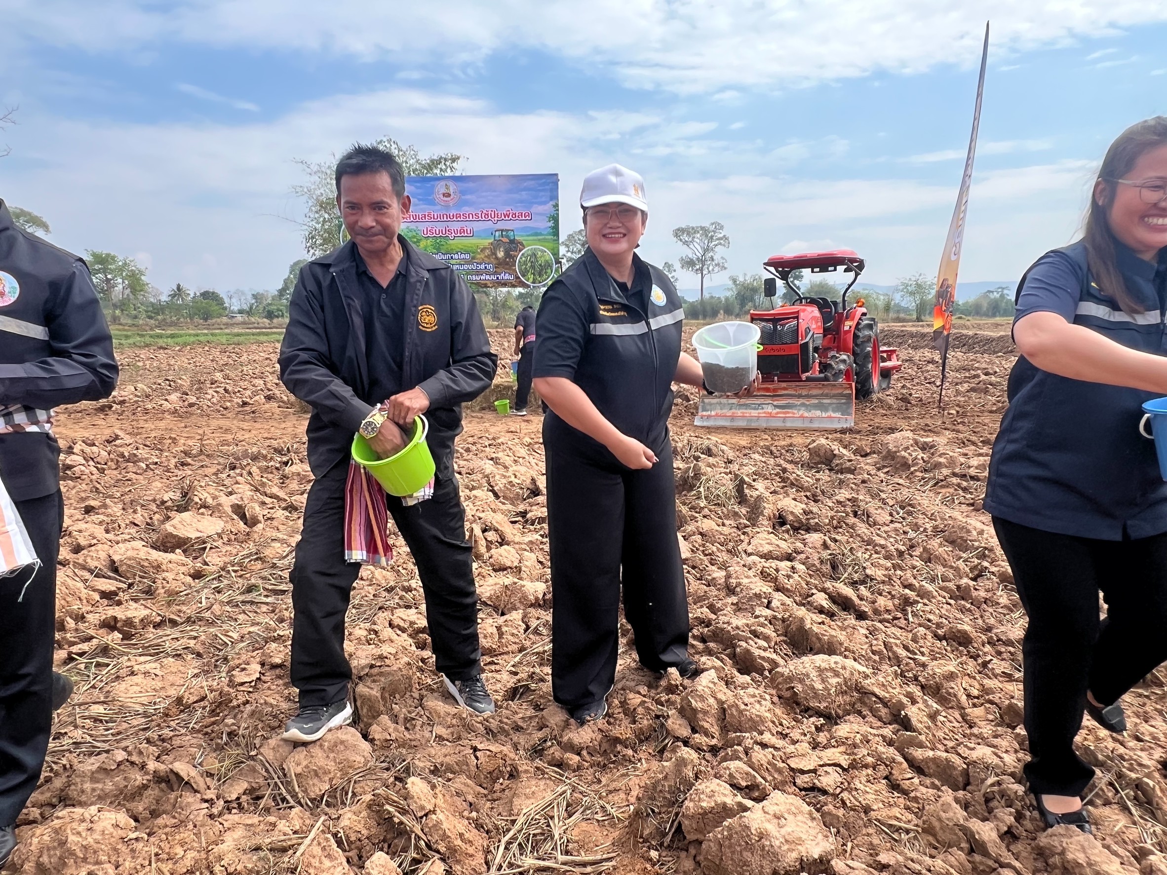 เข้าร่วมเป็นเกียรติ และจัดนิทรรศการฐานเรียนรู้ด้านประมง ภายในงาน “ไถกลบตอซัง สร้างดินยั่งยืน ฟื้นสิ่งแวดล้อม” ประจำปีงบประมาณ พ.ศ. 2569