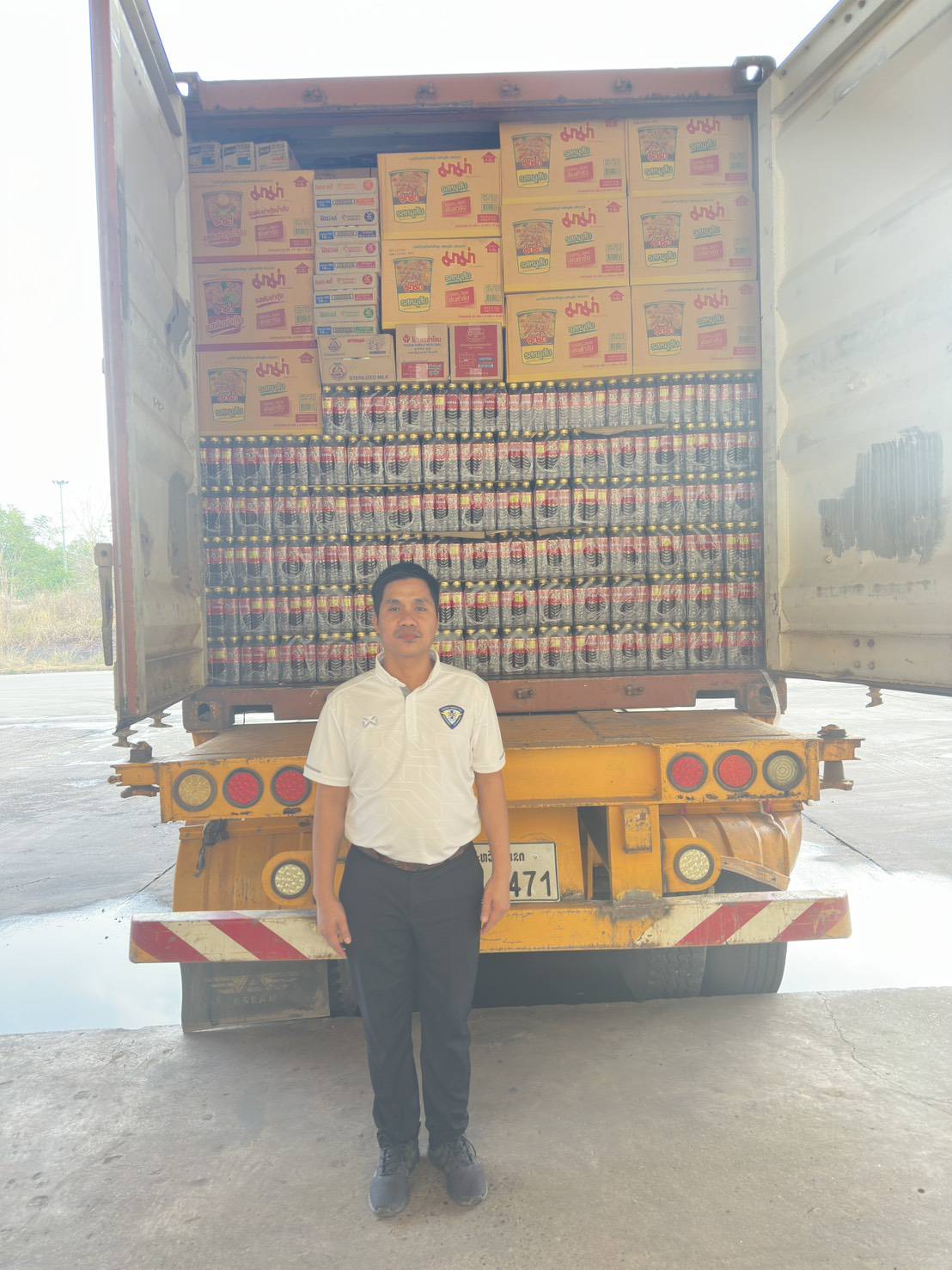 ข่าวกิจกรรม วันที่ 28 กุมภาพันธ์ 2569 เจ้าหน้าที่ด่านตรวจประมงนครพนม ตรวจสอบการส่งออกผลิตภัณฑ์สัตว์น้ำ ชนิด ปลาสร้อยขาว หมักเกลือ (น้ำปลา) ณ อาคารตรวจสอบสินค้าและเก็บของกลางด่านศุลกากรนครพนม จังหวัดนครพนม..คลิก