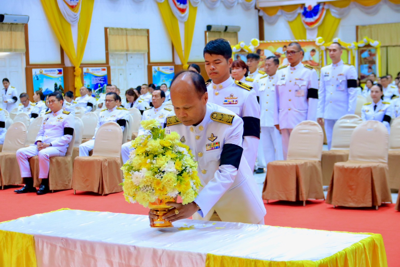 ร่วมพิธีวางพานพุ่มดอกไม้สด  เนื่องในวันมาตรฐานฝีมือแรงงานแห่งชาติ ประจำปี 2569