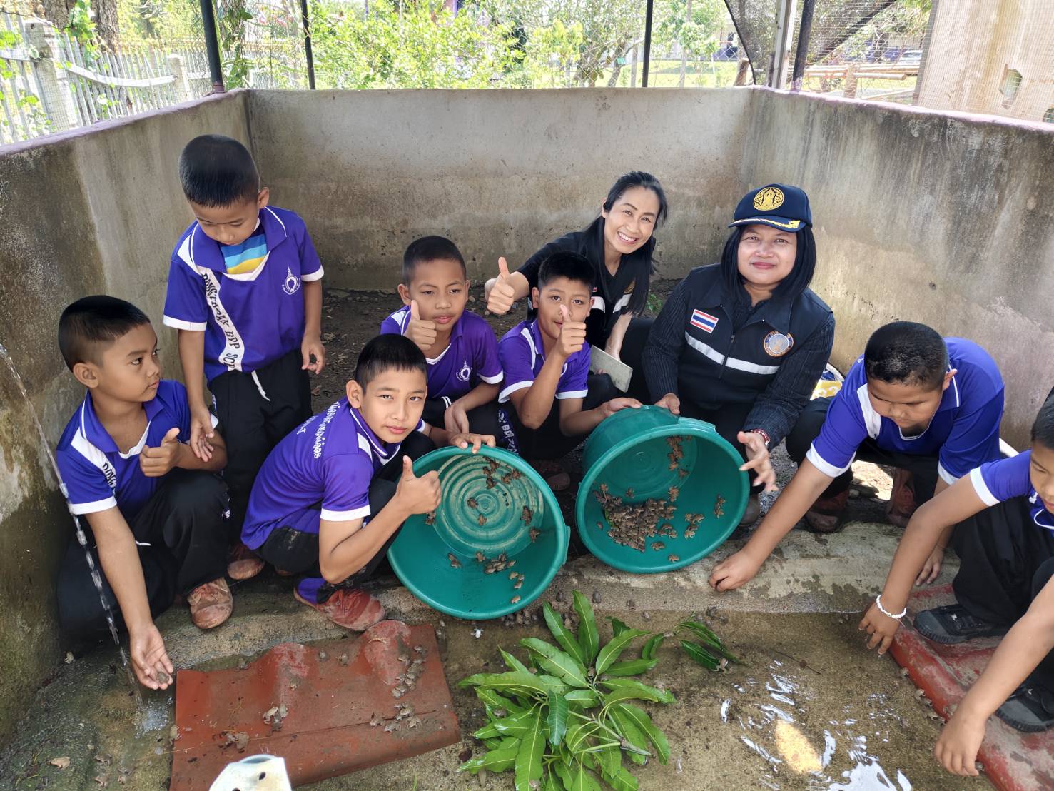 ส่งมอบปัจจัยการผลิตด้านประมง โครงการตามพระราชดำริฯ โรงเรียน ตชด.บ้านโป่งตะแบก