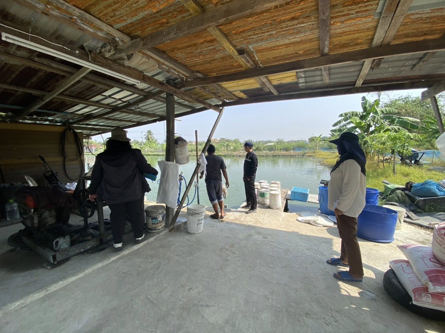 สำนักงานประมงพื้นที่กรุงเทพมหานคร ลงพื้นที่ตรวจสอบและจับพิกัดทางภูมิศาสตร์บ่อเกษตรกร แขวงทุ่งครุ เขตทุ่งครุ กรุงเทพมหานคร