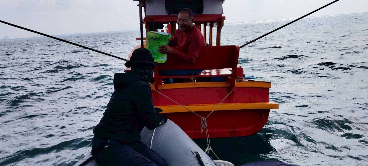 ออกปฏิบัติงานตรวจลาดตระเวน กิจกรรมย่อยบูรณาการตรวจร่วมเรือประมงในทะเล..คลิก