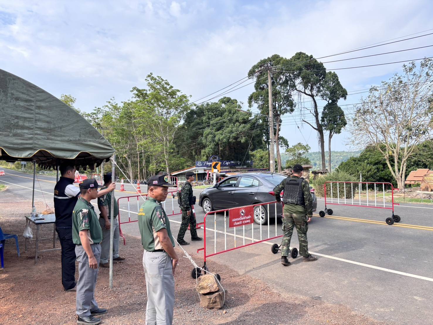 ตรวจป้องกัน เฝ้าระวังการลักลอบนำเข้าส่งออกสินค้าประมง