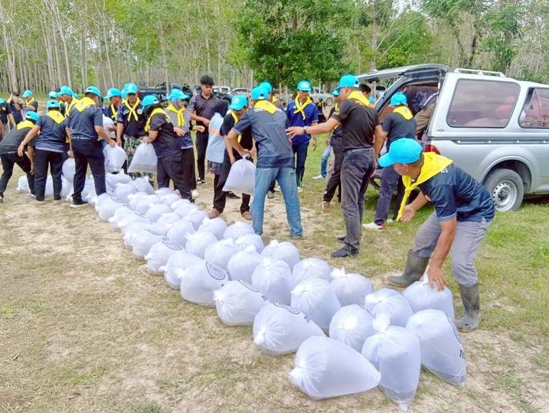 ร่วมปล่อยพันธุ์ปลา ลงสู่แหล่งน้ำห้วยยวน อ.ตะโหมด จ.พัทลุง