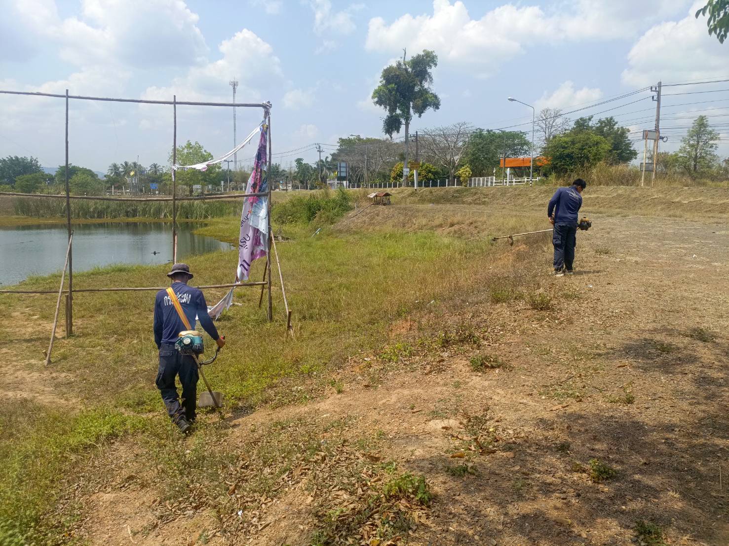 ศูนย์ป้องกันและปราบปรามประมงน้ำจืดนครราชสีมา ออกปฏิบัติงานกิจกรรมจิตอาสาพัฒนาชุมชน (1 ศูนย์ 1 หน่วย 1 ชุมชนประมงต้นแบบ)