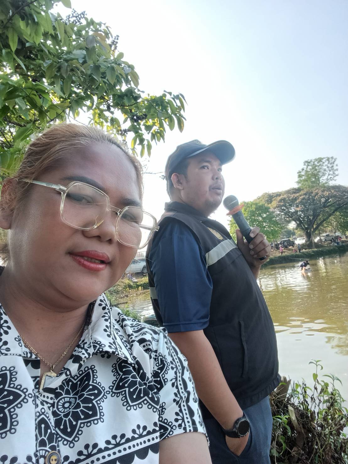 ติดตามการดำเนินกิจกรรมเปิดบ่อจับปลา (เพื่อเตรียมปล่อยพันธุ์สัตว์น้ำ) แหล่งน้ำบึงผลาญชัย บ้านโนนม่วง หมู่ 15 ตำบลโนนม่วง อำเภอนากลาง จังหวัดหนองบัวลำภู..คลิก