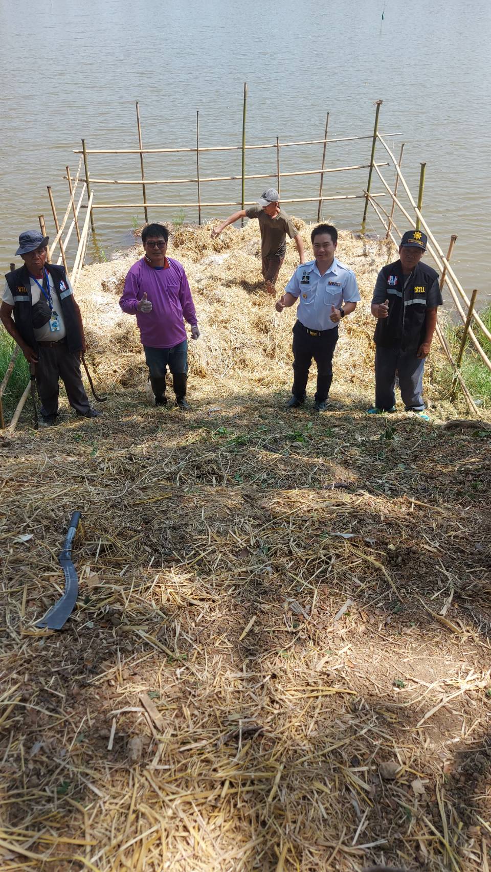 ดำเนินการส่งมอบวัสดุการเกษตร และร่วมดำเนินการสร้างอาหารธรรมชาติ (รอบที่ 2) ภายใต้โครงการบริหารจัดการทรัพยากรประมง กิจกรรม การเพิ่มผลผลิตสัตว์น้ำในแหล่งน้ำชุมชน เพื่อเพิ่มรายได้และลดค่าครองชีพ ของประชาชน ประจำปีงบประมาณ พ.ศ. 2569..คลิก