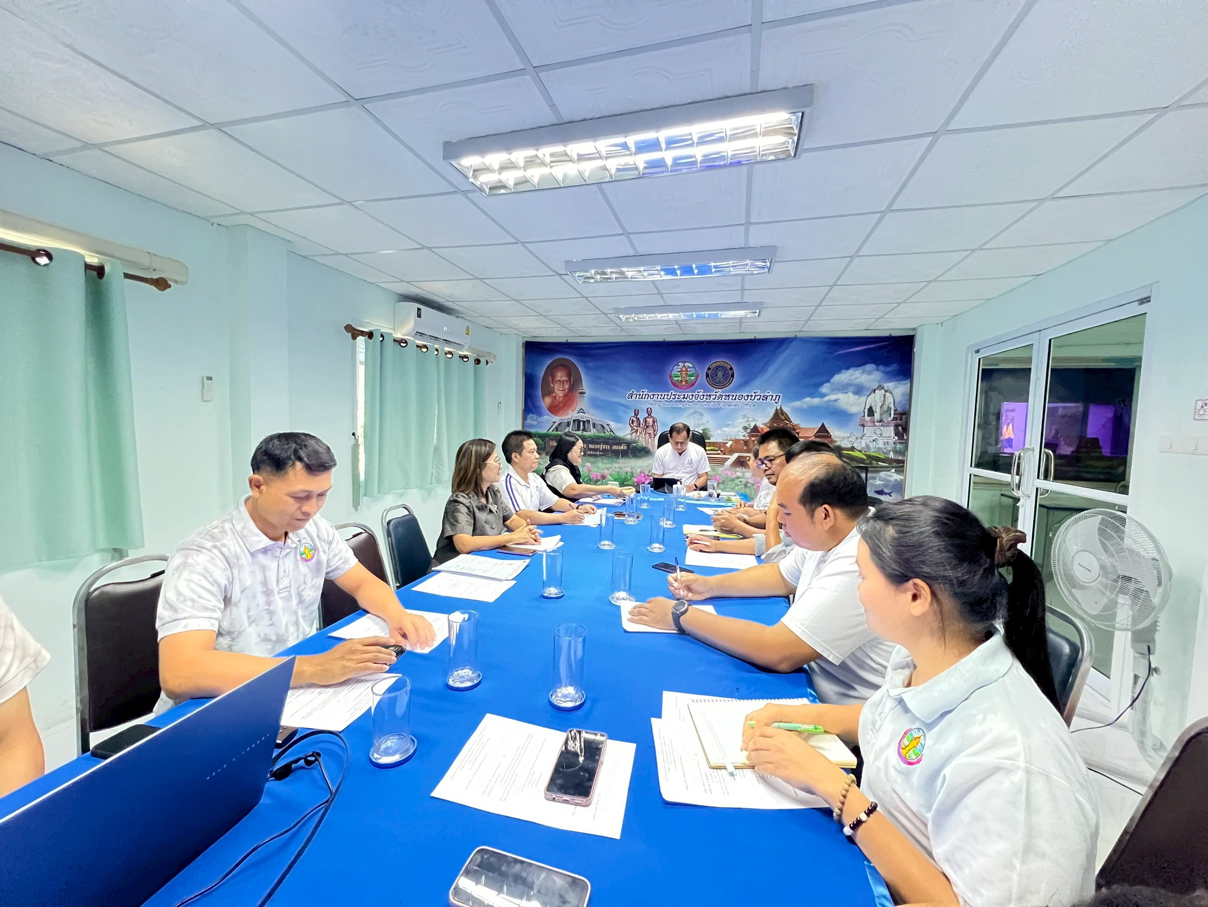 จัดประชุมติดตามผลการปฏิบัติงาน