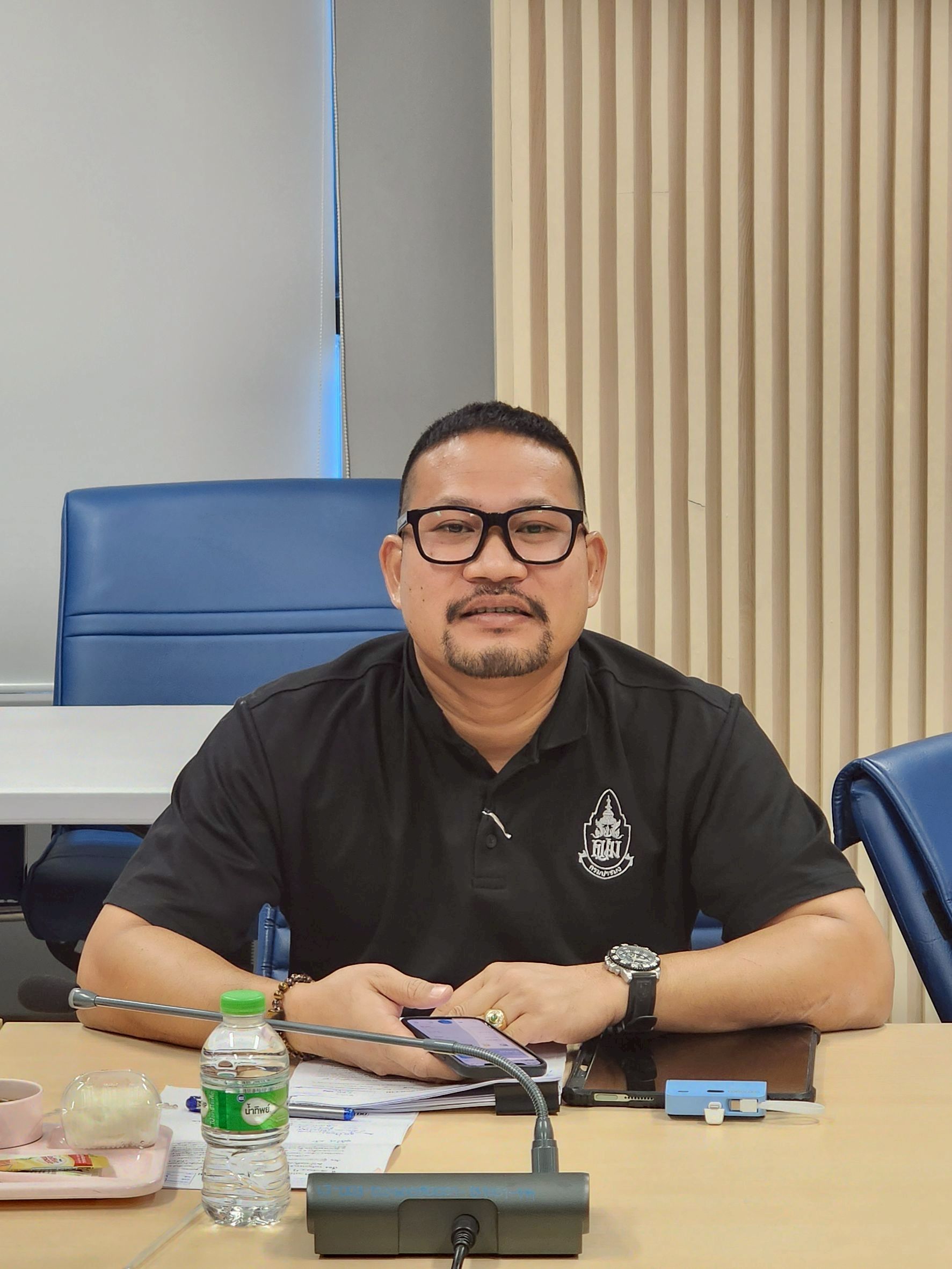 ประชุมพิจารณาร่างระเบียบกรมประมง ว่าด้วยการขอหนังสือรับรองและออกหนังสือรับรองสัตว์น้ำชนิดที่ใกล้สูญพันธุ์จากธรรมชาติที่ได้จากการเพาะเลี้ยง พ.ศ. …. ครั้งที่ 2/2569