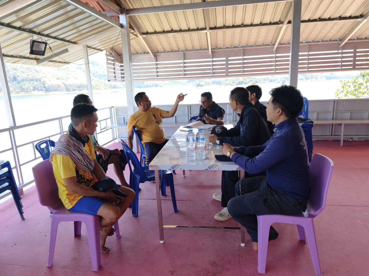  ลงพื้นที่เพื่อดำเนินกิจกรรมจิ