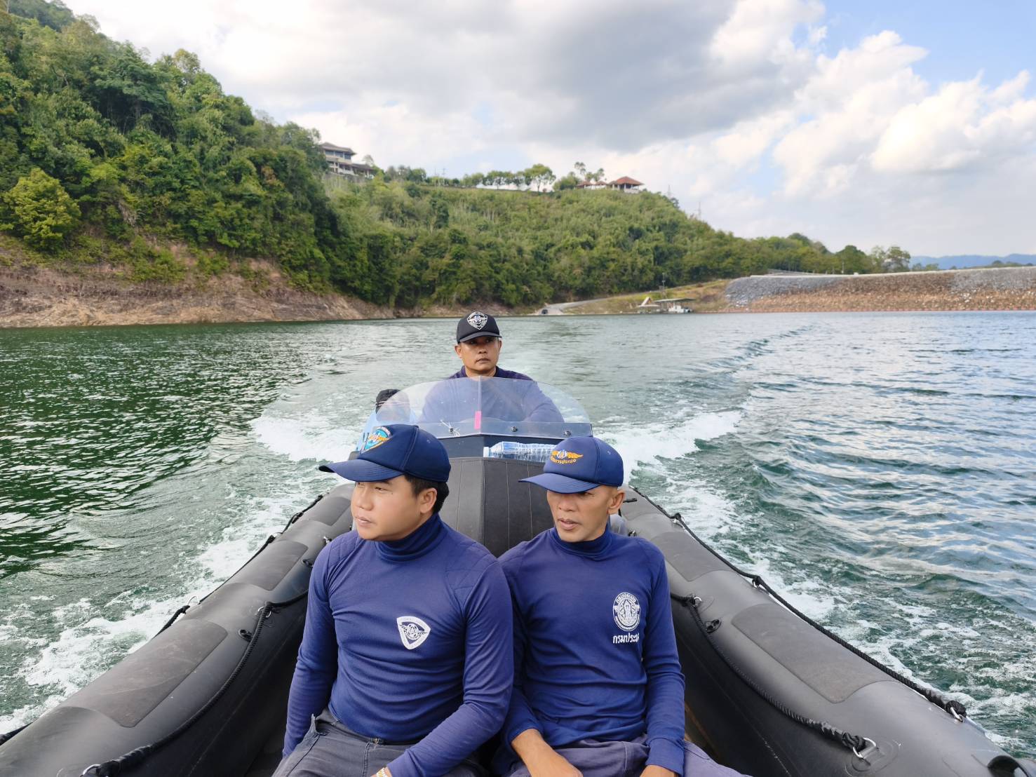 ออกปฏิบัติงาน ตามแผนงาน โครงการบริหารจัดการทรัพยากรประมง กิจกรรมการจัดระเบียบการทำการประมง การติดตาม เฝ้าระวัง การทำการประมงพื้นที่น่านน้ำภายใน ประจำปีงบประมาณ 2569..คลิก