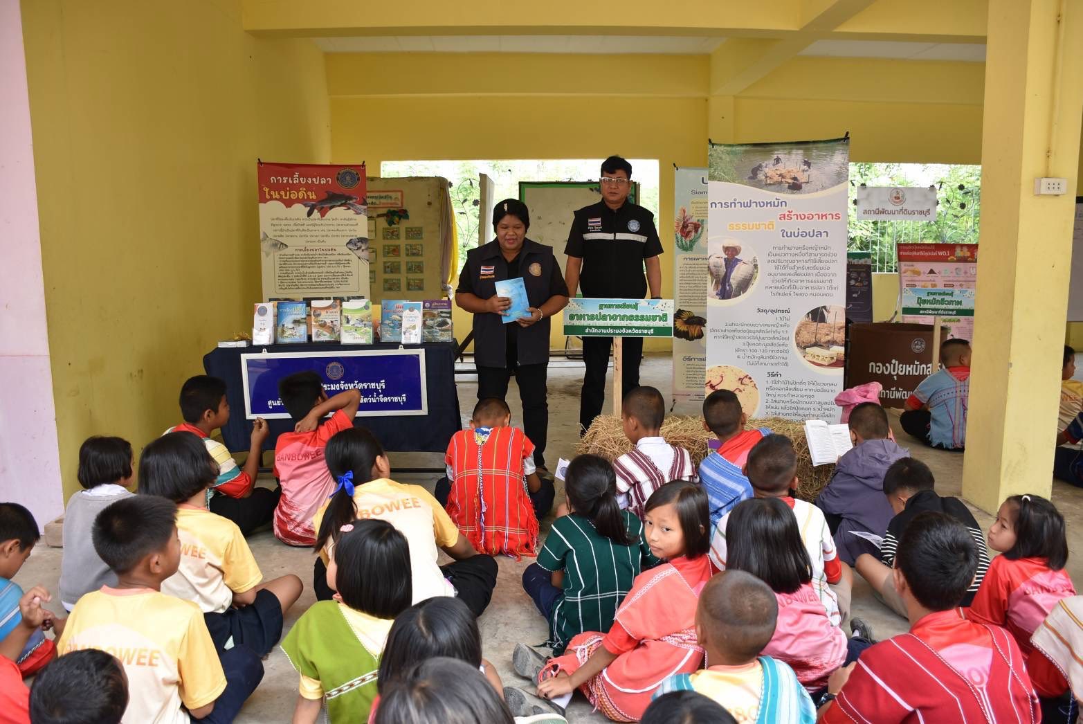 ลงพื้นที่ โรงเรียนกลุ่มนักข่าวหญิง 2 (บ้านบ่อหวี)..คลิก