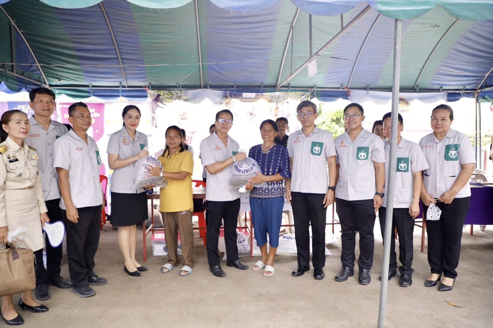 “หน่วยแพทย์อาสาสมเด็จพระศรีนครินทราบรมราชชนนี (พอ.สว.) จังหวัดบุรีรัมย์” หน่วยบำบัดทุกข์ บำรุงสุข สร้างรอยยิ้มให้ประชาชน 