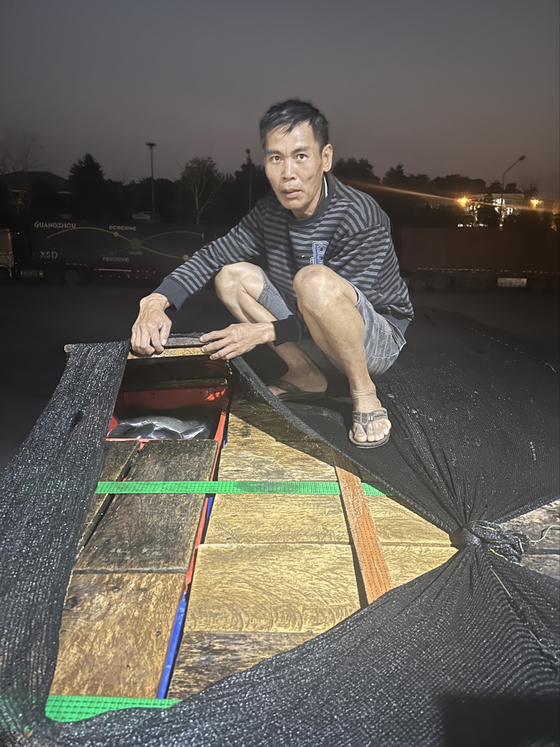 ข่าวกิจกรรม วันที่ 26 มีนาคม 2569 เจ้าหน้าที่ด่านตรวจประมงนครพนม ตรวจสอบสินค้าสัตว์น้ำส่งออกชนิด ปลาดุกแอฟริกา มีชีวิต ณ อาคารตรวจสอบสินค้าและเก็บของกลางด่านศุลกากรนครพนม จ.นครพนม 