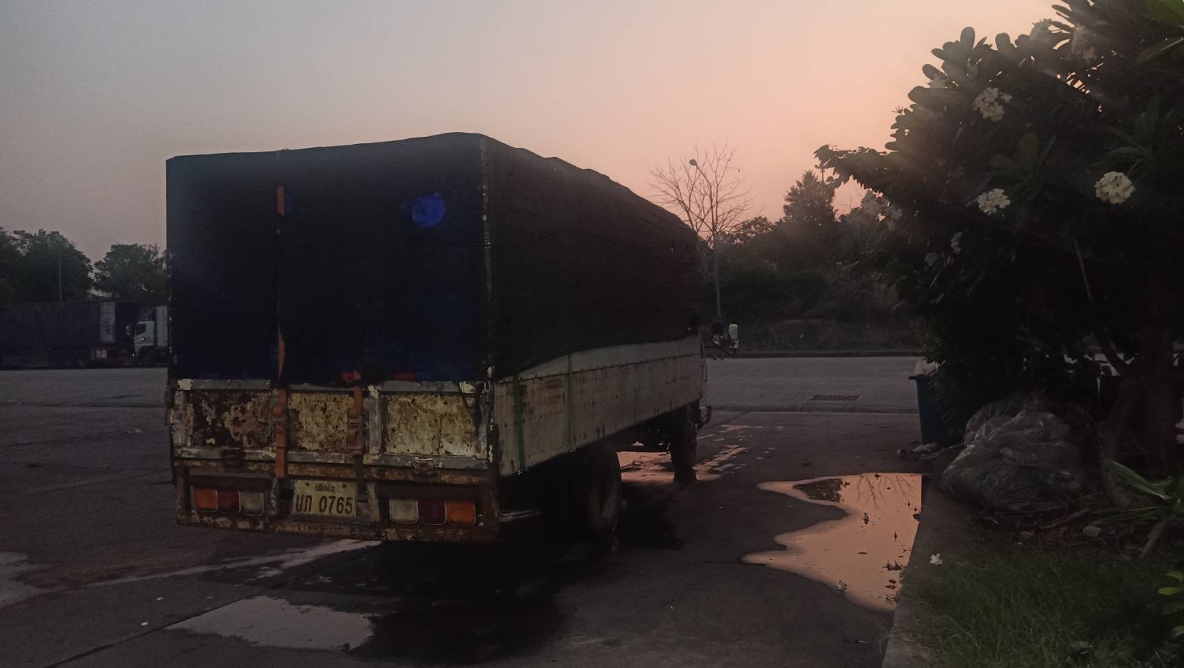 ข่าวกิจกรรม วันที่ 29 มีนาคม 2569 เจ้าหน้าที่ด่านตรวจประมงนครพนม ตรวจสอบสินค้าสัตว์น้ำส่งออกชนิด ปลาดุกแอฟริกา มีชีวิต ณ อาคารตรวจสอบสินค้าและเก็บของกลางด่านศุลกากรนครพนม จ.นครพนม 