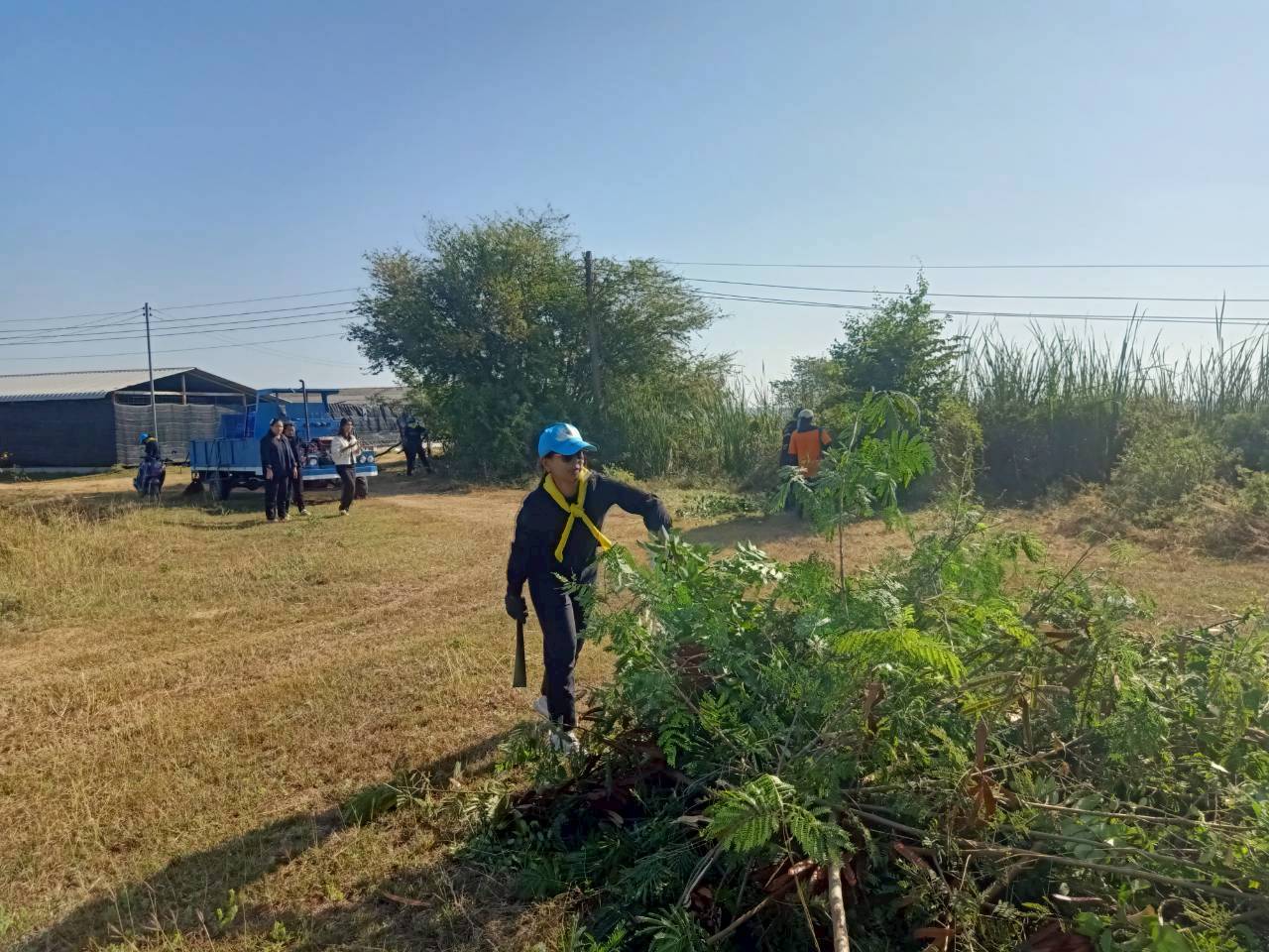 จัดกิจกรรมอาสาพัฒนา