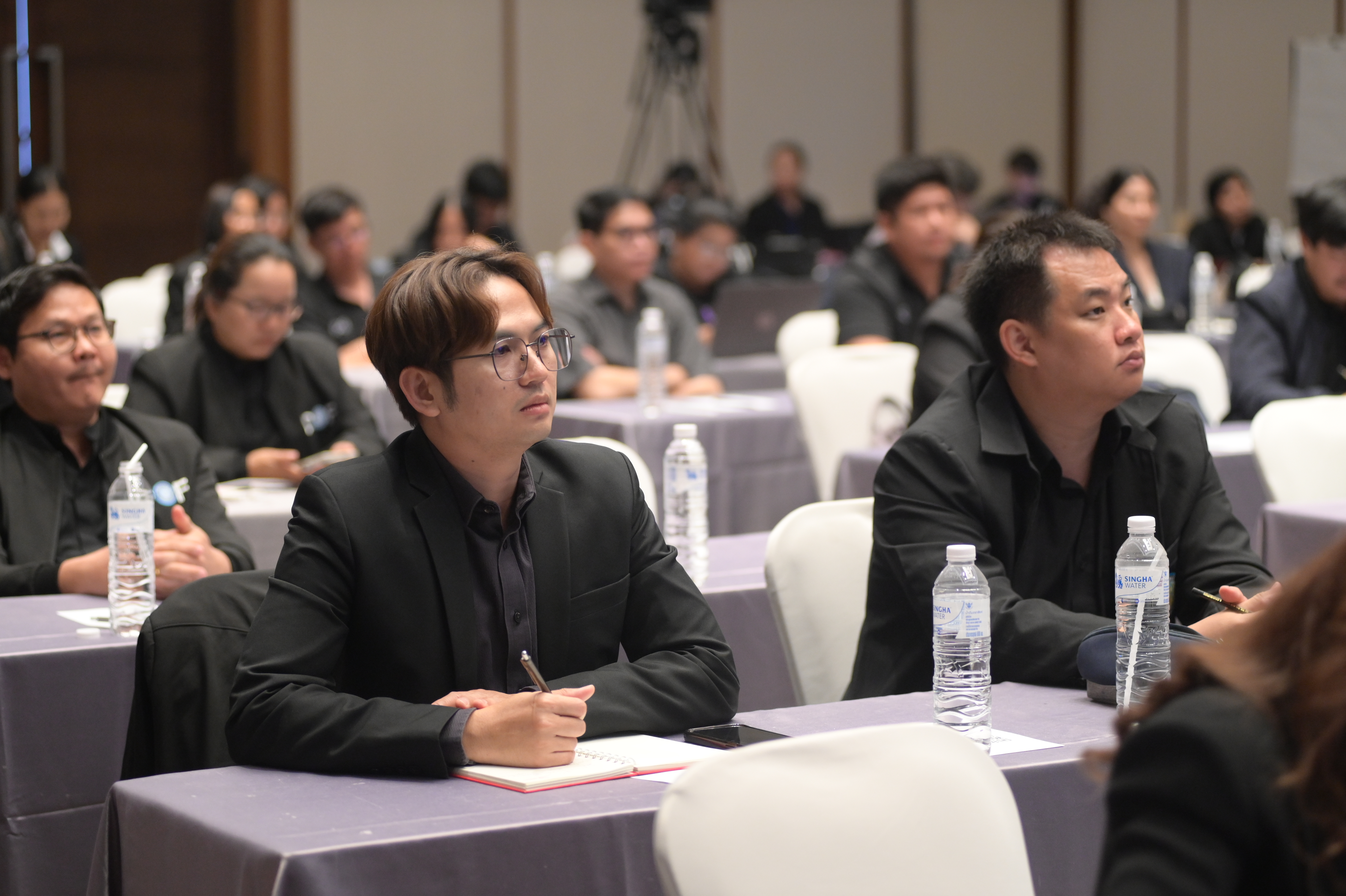 สัมมนาเชิงปฏิบัติการ หลักสูตร “Fisheries Research ConNext” รุ่นที่ 2 ภายใต้หัวข้อ “เชื่อมโยงนวัตกรรมและทักษะการคิดวิเคราะห์ สู่ผลงานวิชาการที่มีประสิทธิภาพ” ณ โรงแรม ทีเค. พาเลซ แอนด์ คอนเวนชั่น