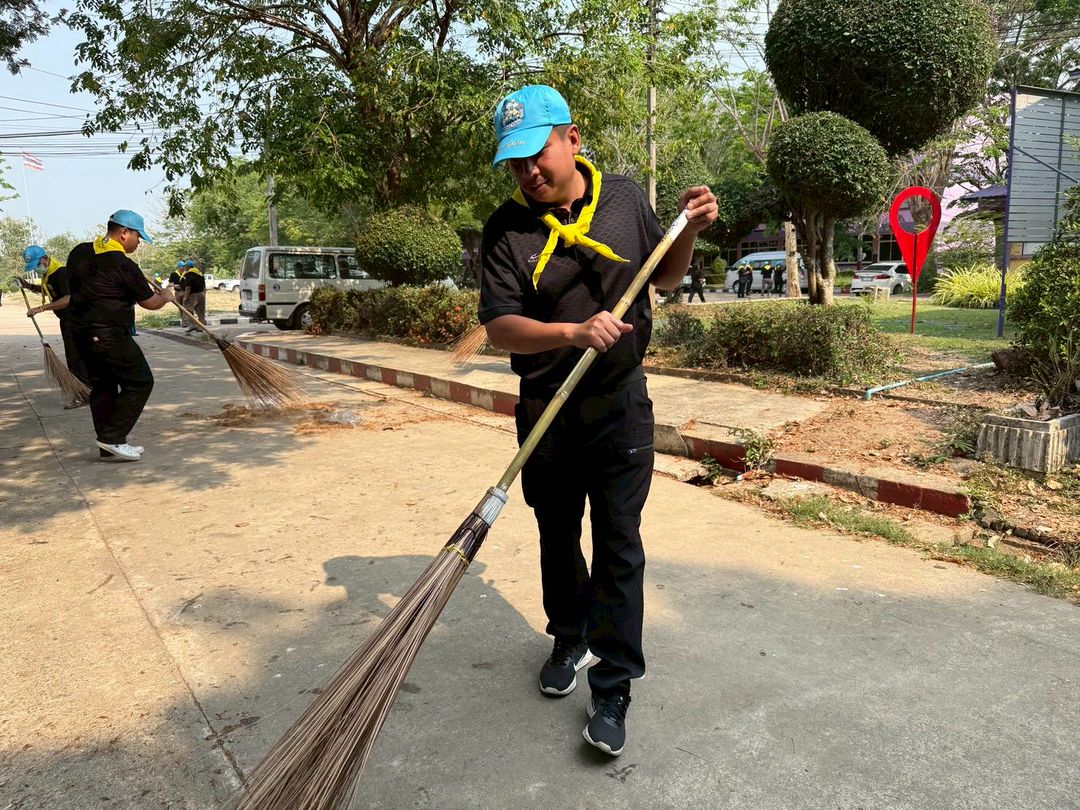 ประมงอำเภอโกรกพระ ร่วมกิจกรรมจิตอาสาบำเพ็ญประโยชน์เนื่องในวันข้าราชการพลเรือน ประจำปี พ.ศ. 2569..คลิก