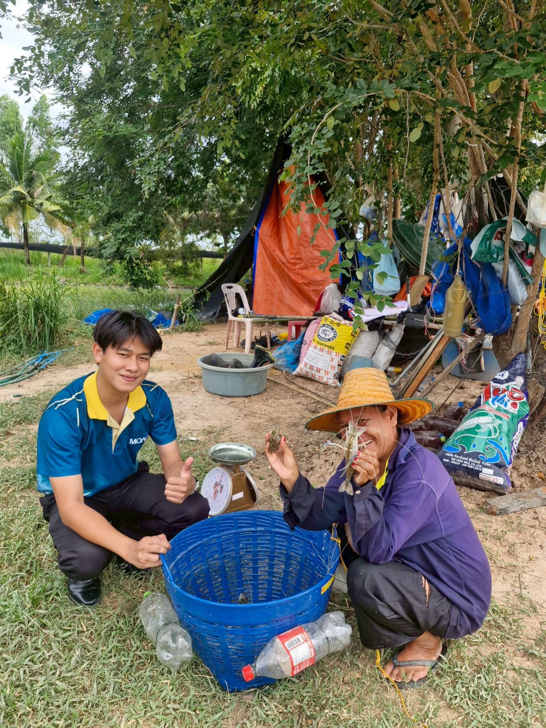 ลงพื้นที่เยี่ยมเยียนและติดตามการดำเนินงานของ นายพัน ขาวสะอาด ศูนย์เรียนรู้การเพิ่มประสิทธิภาพการผลิตสินค้าเกษตร (ศพก.) เครือข่ายด้านประมง ปี ๒๕๖๐..คลิก