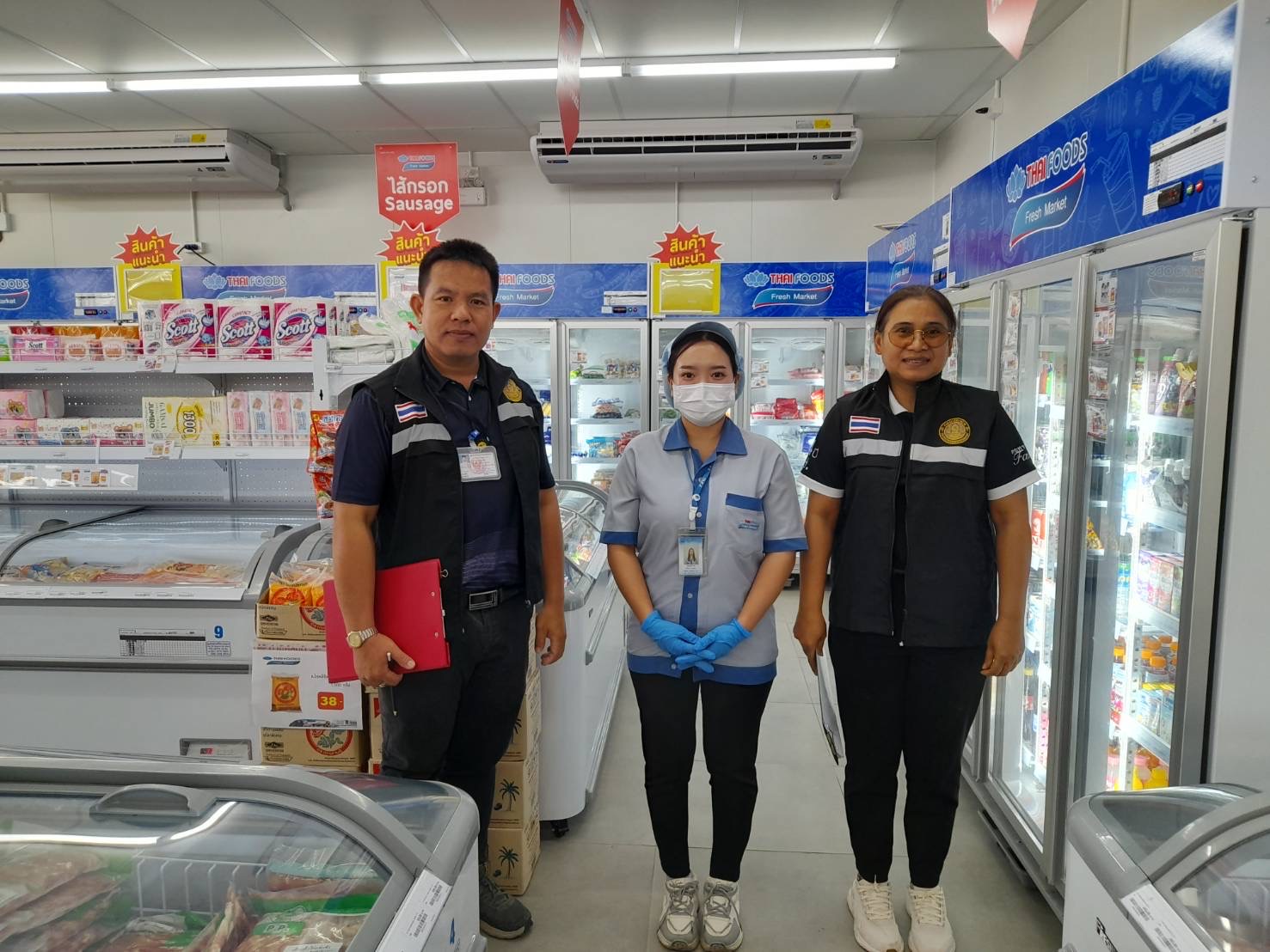 ปฏิบัติงานตรวจสอบการดำเนินกิจการของสถานประกอบการด้านการประมง เพื่อประกอบการยื่นคำขอขึ้นทะเบียนสถานประกอบการด้านการประมง (ทบ.2)..คลิก