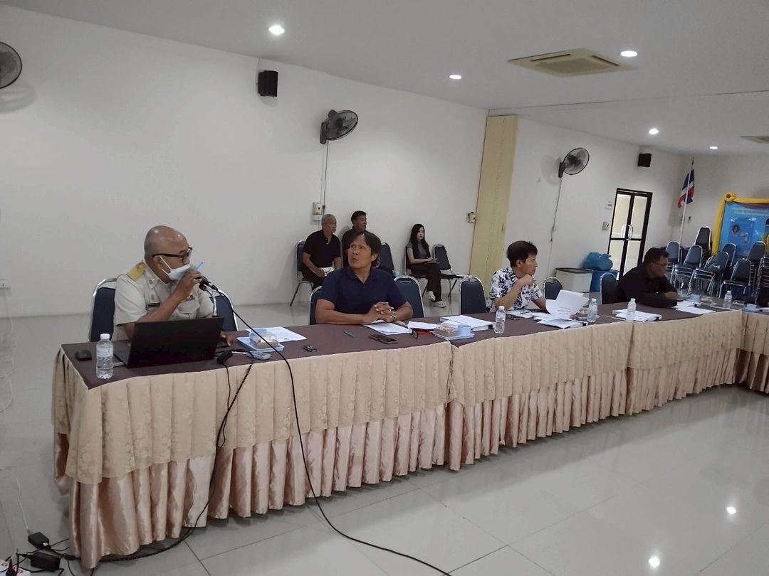 ประมงอำเภอโกรกพระ ร่วมประชุมพิจารณาให้ความช่วยเหลือประชาชนผู้ประสบสาธารณภัย (อุทกภัย) ด้านประมง 