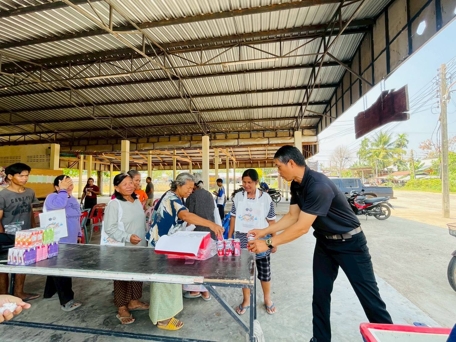 ประมงอุบล จัดอบรมเกษตรกรภายใต้โครงการพัฒนาอาชีพการเพาะเลี้ยงปลาตะเพียนขาวในบ่อดิน กิจกรรมฝึกอบรมการเพาะเลี้ยงปลาตะเพียนขาวในบ่อดิน งบกลุ่มจังหวัดภาคตะวันออกเฉียงเหนือตอนล่าง 2 ภายใต้แผนปฏิบัติราชการประจำปี พ.ศ. 2569 ของกลุ่มจังหวัด