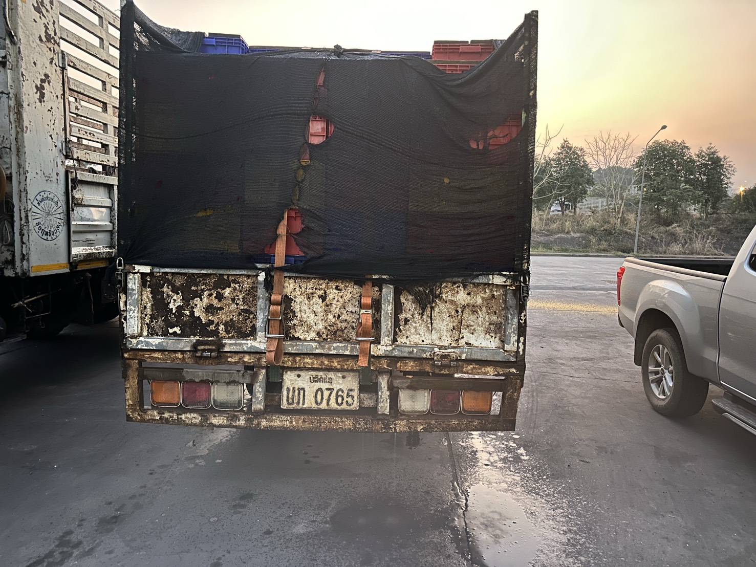 ข่าวกิจกรรม วันที่ 9 เมษายน 2569 เจ้าหน้าที่ด่านตรวจประมงนครพนม ตรวจสอบสินค้าสัตว์น้ำส่งออกชนิด ปลาดุกแอฟริกา มีชีวิต ณ อาคารตรวจสอบสินค้าและเก็บของกลางด่านศุลกากรนครพนม จ.นครพนม