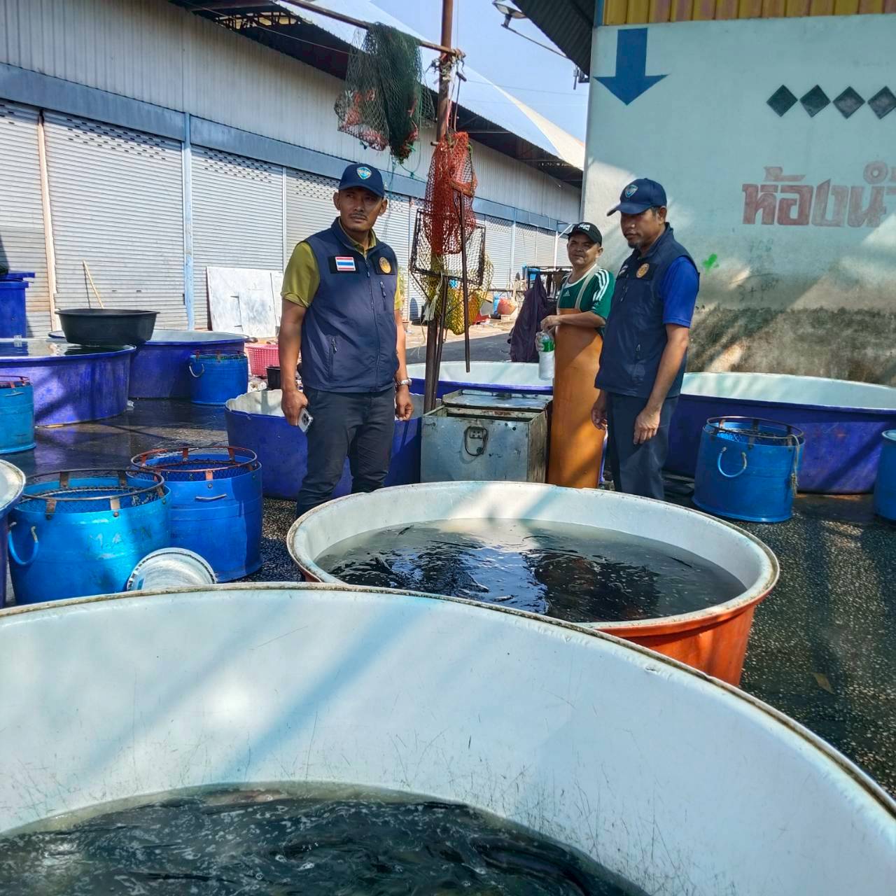 ตรวจสอบความเสี่ยงในพื้นที่ ตลาดรัตนธรรม และตลาดรุ่งทวีทรัพย์ 