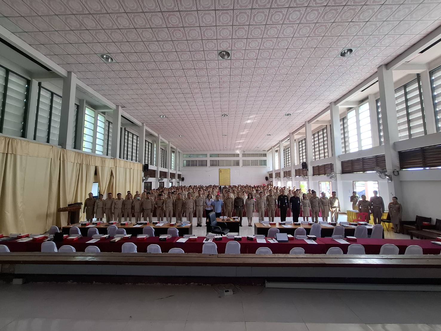 ประมงอำเภอปัว เข้าร่วมประชุม 