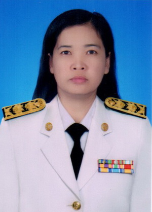 นางปาริฉัตร จันทร์เพ็ง : ผู้อำนวยการศูนย์วิจัยและพัฒนาการเพาะเลี้ยงสัตว์น้ำจืดเพชรบูรณ์: