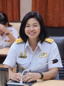อุไรวรรณ ชำนาญเวช : หัวหน้ากลุ่มบริหารงานวิจัย: